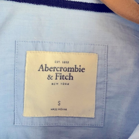 A & F cotton denim look shirt. - Picture 5 of 7